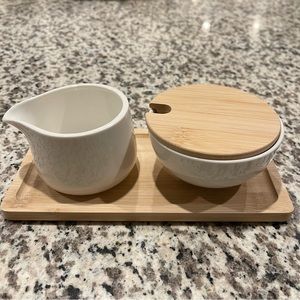 4 pc Sugar and cream set NWT